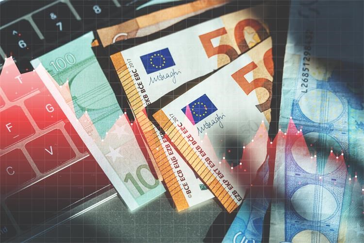Slika /slike/Vijesti/2023/Novo/economic-crisis-european-union-euro-money-banknotes-laptop-with-falling-chart-hologram.jpg
